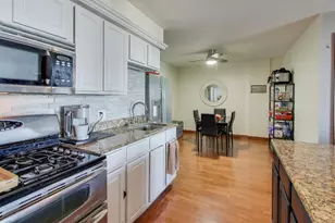 20 N Tower Rd, Oak Brook, IL 60523 - Photo 14