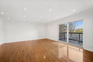 675 Grove Terrace, Elk Grove Village, IL 60007 - Photo 4