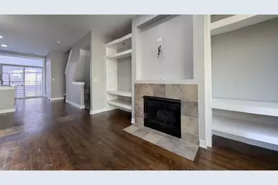 2350 W George Street #2350, Chicago, IL 60618 - Photo 4