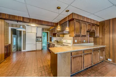 7540 W Rosedale Avenue, Chicago, IL 60631 - Photo 10