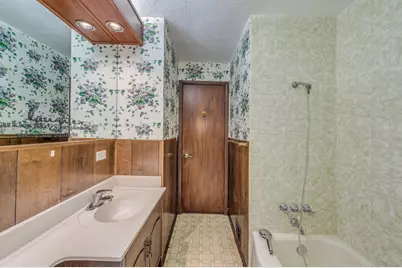 7540 W Rosedale Avenue, Chicago, IL 60631 - Photo 16