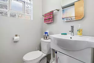 1525 N Springfield Ave, Chicago, IL 60651 - Photo 6