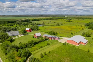 1340 E 2700 North Rd, Ashkum, IL 60911 - Photo 4