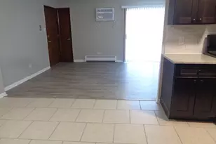 8149 W 83rd Pl, Justice, IL 60458 - Photo 4