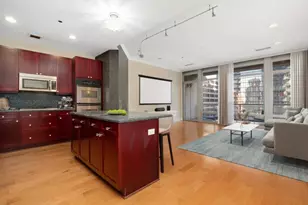 333 N Canal St, Chicago, IL 60606 - Photo 2