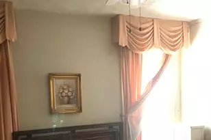 8135 S Prairie Ave, Chicago, IL 60619 - Photo 12