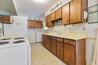 550 Ridge Avenue, Elk Grove Village, IL 60007 - Photo 6