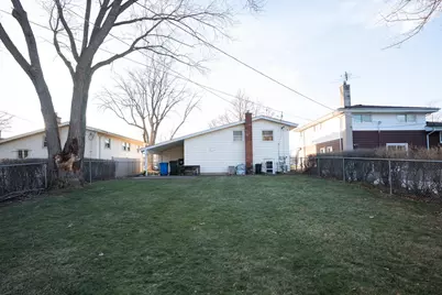 621 N Forest Avenue, Mount Prospect, IL 60056 - Photo 24