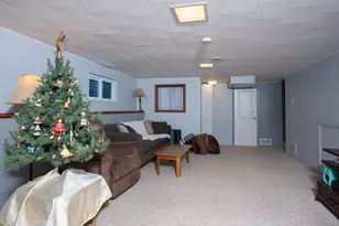 621 N Forest Ave, Mount Prospect, IL 60056 - Photo 10