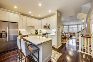 1351 W Altgeld St, Chicago, IL 60614 - Photo 10