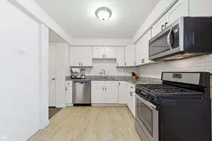 5754 W Lawrence Ave, Chicago, IL 60630 - Photo 4