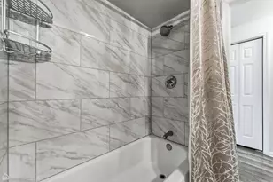 5754 W Lawrence Ave, Chicago, IL 60630 - Photo 14