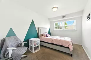 5754 W Lawrence Ave, Chicago, IL 60630 - Photo 18