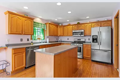 810 Southgate Drive, Davis, IL 61019 - Photo 6