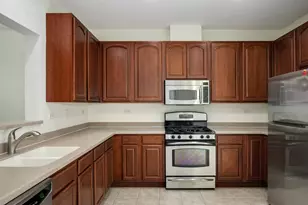 6126 Washington Ct, Morton Grove, IL 60053 - Photo 10