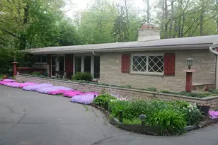 371 S St Marys Rd, Libertyville, IL 60048 - Photo 4