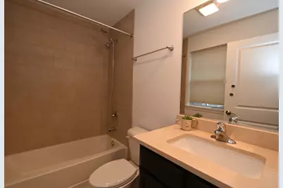 8602 Ferris Avenue, Morton Grove, IL 60053 - Photo 12