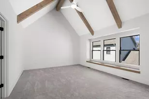 226 S Columbia St, Naperville, IL 60540 - Photo 10