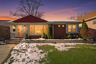 7518 Karlov Ave, Skokie, IL 60076 - Photo 2