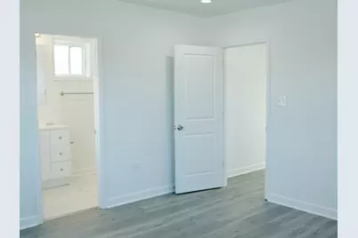 15351 S 3rd Avenue, Phoenix, IL 60426 - Photo 6