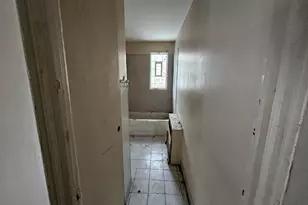 8338 S Ingleside Ave, Chicago, IL 60619 - Photo 10