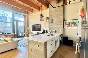 1040 W Adams St, Chicago, IL 60607 - Photo 6