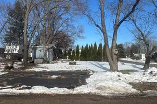 191 Drydock, Lakemoor, IL 60051 - Photo 1