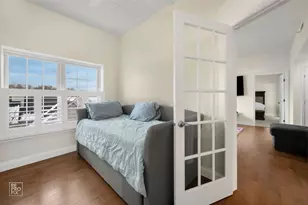 434 Mcdaniels Cir, Clarendon Hills, IL 60514 - Photo 10