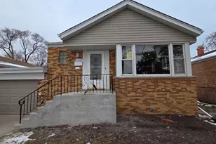 2608 W 97th St, Evergreen Park, IL 60805 - Photo 1