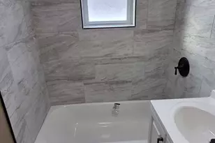 2608 W 97th St, Evergreen Park, IL 60805 - Photo 16