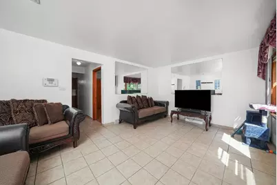 4350 W Shakespeare Avenue, Chicago, IL 60639 - Photo 4