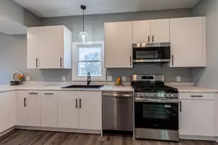 204 E South St, Sheffield, IL 61361 - Photo 10