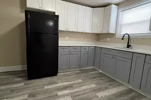 11634 S Princeton Ave, Chicago, IL 60628 - Photo 4