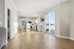 202 Comet Ln, Heyworth, IL 61745 - Photo 8