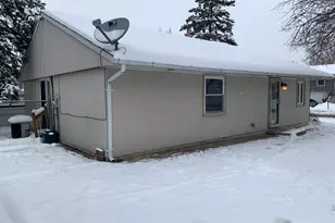 148 W Kennedy Dr, Streamwood, IL 60107 - Photo 4