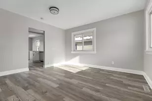 318 Elder Dr, Round Lake Park, IL 60073 - Photo 14