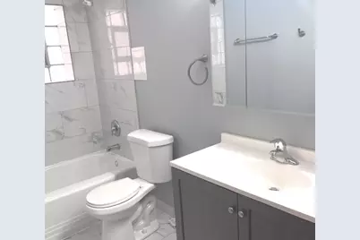 2417 W Bryn Mawr Avenue #G, Chicago, IL 60659 - Photo 10