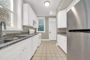 1121 W Columbia Ave, Chicago, IL 60626 - Photo 26