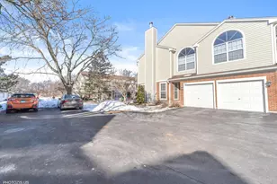 864 Lansing Ct, Vernon Hills, IL 60061 - Photo 2