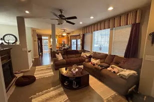 20508 McGilvray Dr, Crest Hill, IL 60403 - Photo 2