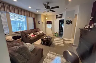 20508 McGilvray Dr, Crest Hill, IL 60403 - Photo 4