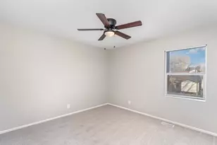 355 Crestwood Ct, Algonquin, IL 60102 - Photo 20