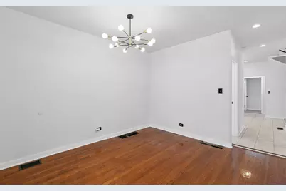 9610 S Wallace Street, Chicago, IL 60628 - Photo 2