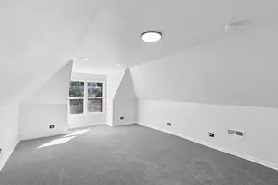 9610 S Wallace St, Chicago, IL 60628 - Photo 10