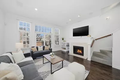 845 N May Street, Chicago, IL 60642 - Photo 4