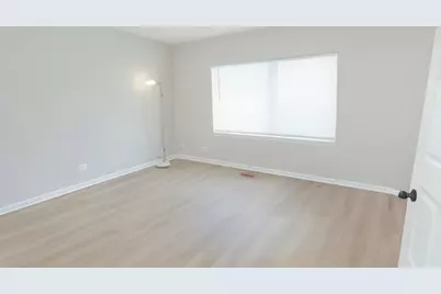 1037 Parkhill Circle #1037, Aurora, IL 60502 - Photo 10