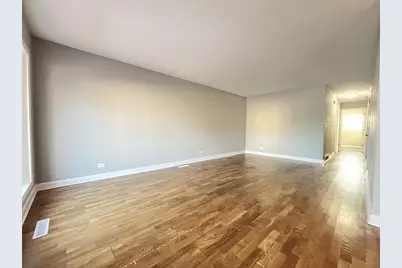 1606 N Poplar Avenue N, Round Lake Beach, IL 60073 - Photo 8