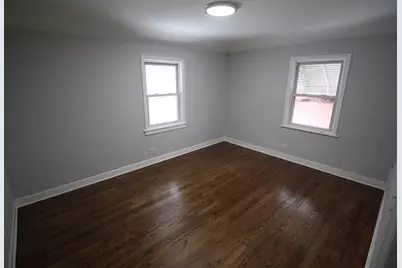 10030 S Luella Avenue, Chicago, IL 60617 - Photo 22
