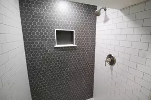 10030 S Luella Ave, Chicago, IL 60617 - Photo 30