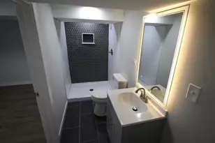 10030 S Luella Ave, Chicago, IL 60617 - Photo 4